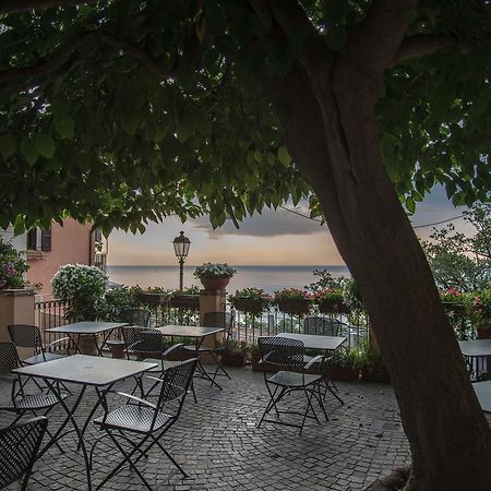 Locanda Rocco Da Francesco Sirolo Exteriör bild